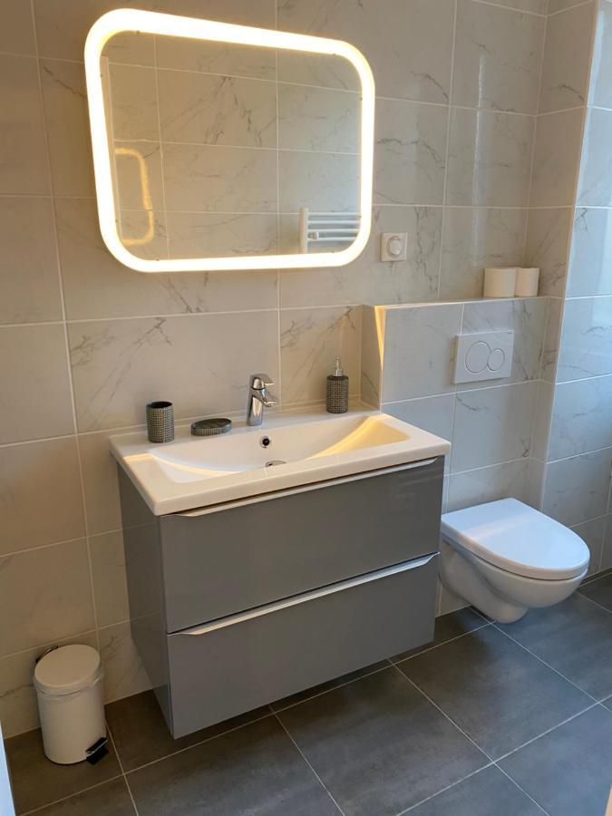 Les Rives Saint Symphorien, Appartements Meubles Longeville-les-Metz Екстериор снимка